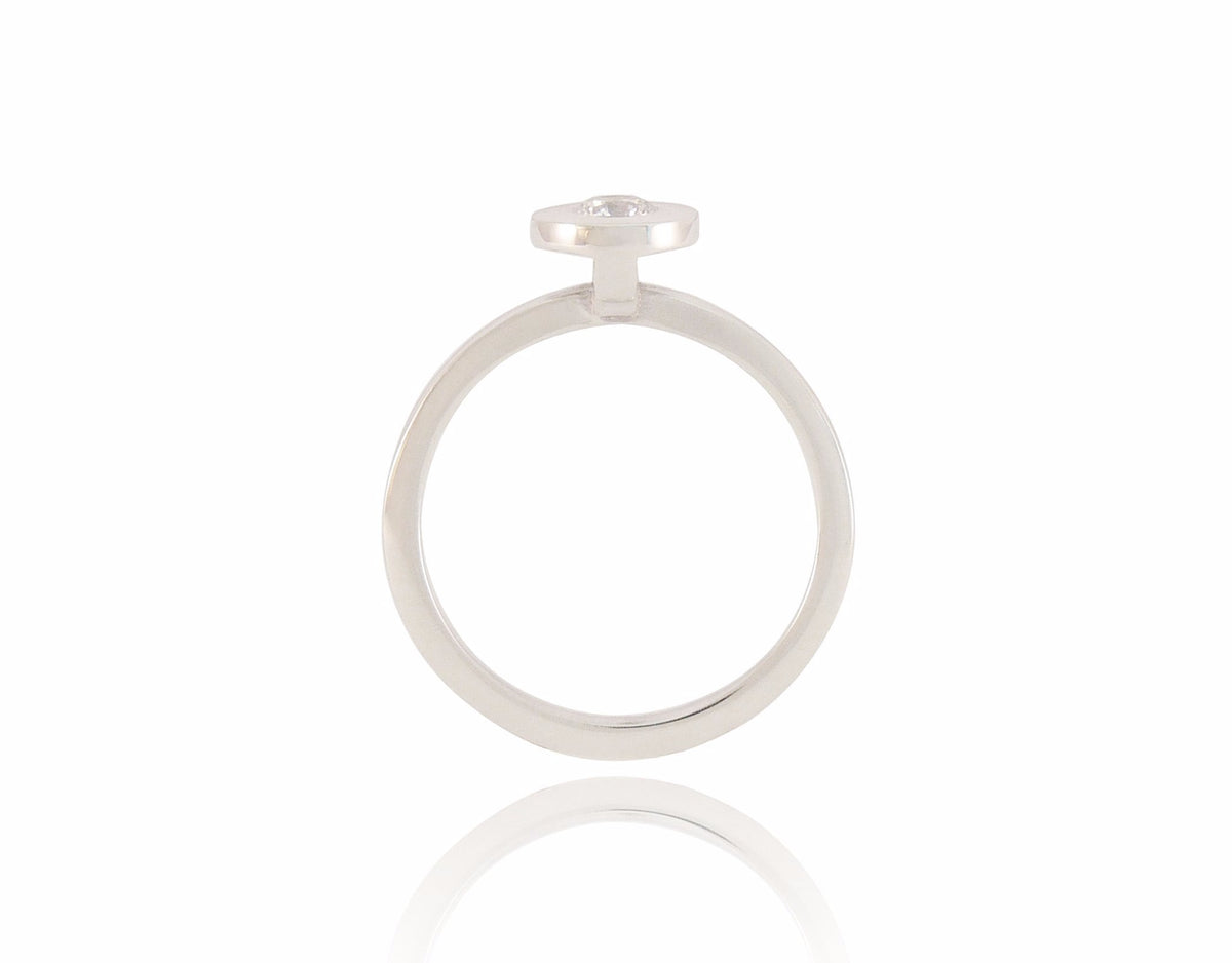 verlovingsring maatwerk, minimalistische verlovingsring, geometrische verlovingsring, design verlovingsring, aparte verlovingsring, verlovingsring diamant