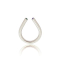 Verlovingsring open met twee edelstenen, bijzondere verlovingsring, design verlovingsring, minimalistische verlovingsring, edelstenen verlovingsring, verlovingsring saffier 