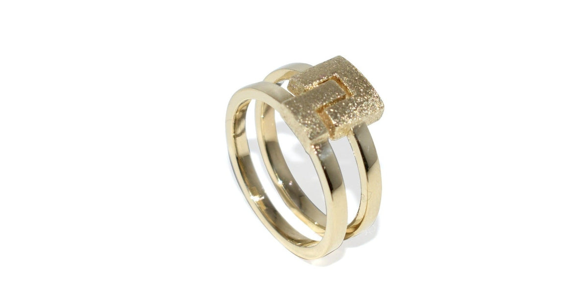 Ring met Letters Custom Made