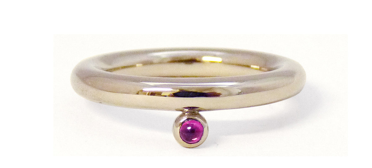 Ring Robijn Bol, aanschuifring Custom Made