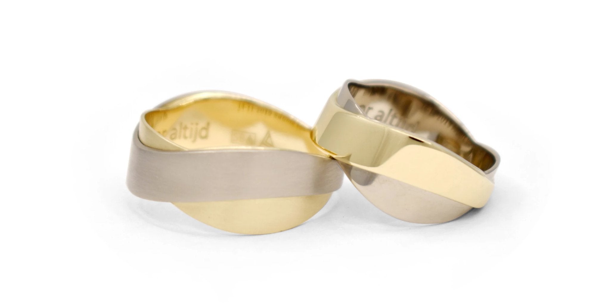 Dynamic wedding rings, custom made